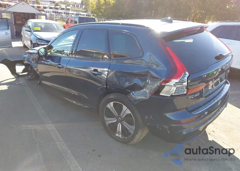 2024 Volvo Xc60 Recharge Plug-In Hybrid T8 Core Dark Theme from USA, damaged, VIN YV4H60DK2R1929818